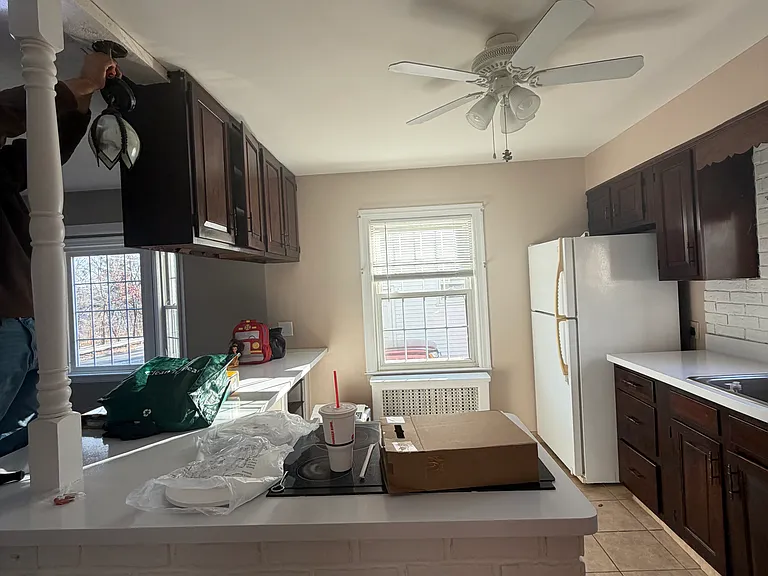 162 Emmett Ave — Photo 6