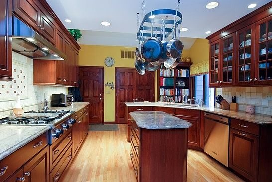 3rd image of 1918 Forest Creek Ln