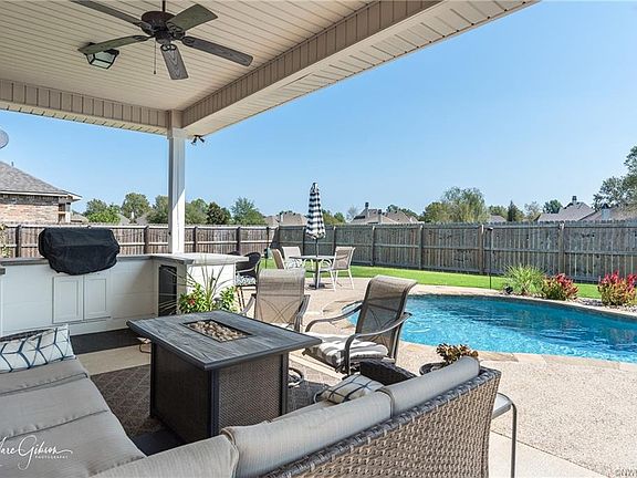 4th image of 1038 Spanish Moss Cir
