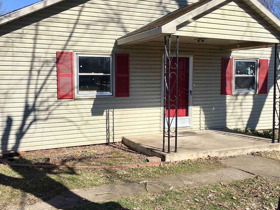 1st image of 114 Maplelawn St