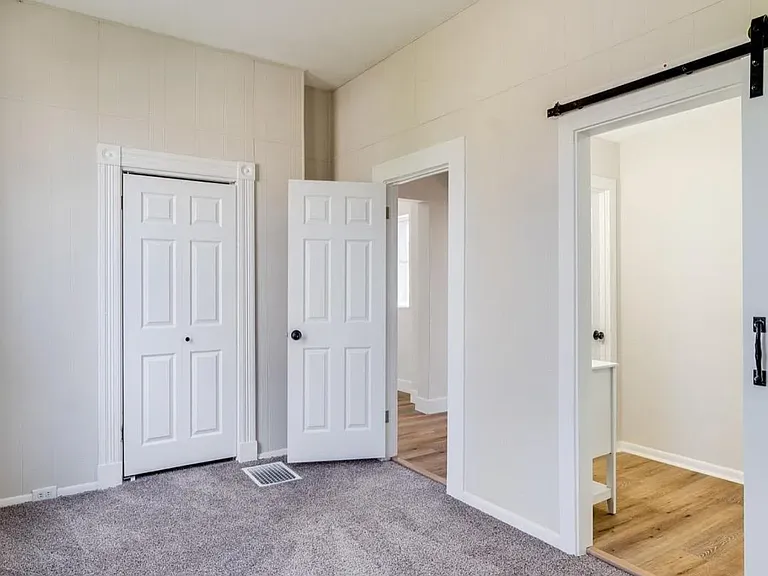 1734 Cleveland Ave — Photo 9