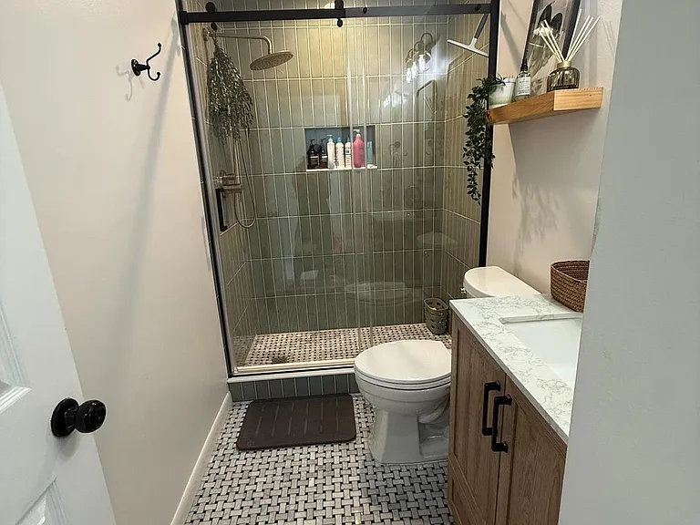 703 Stillhouse Ln — Photo 16