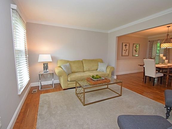 2nd image of 10756 Fallsington Ct