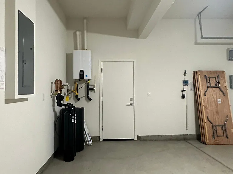 2918 Turner Ave — Photo 31