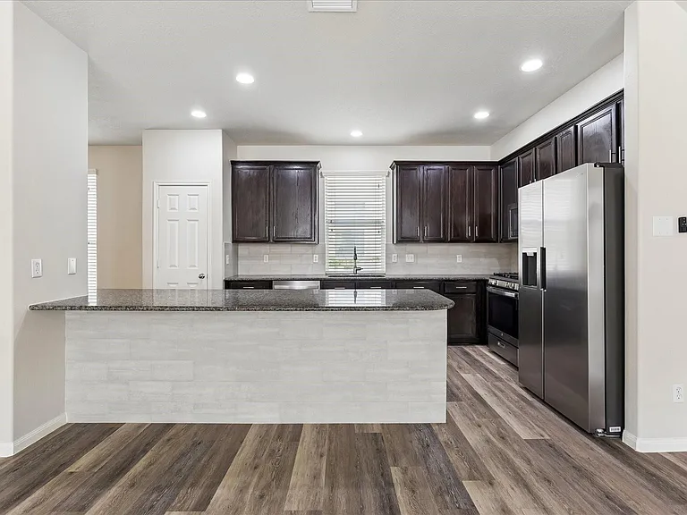 3328 Masters Point Dr — Photo 8