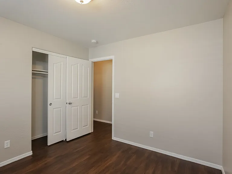 2718 W Pecan Rd — Photo 13