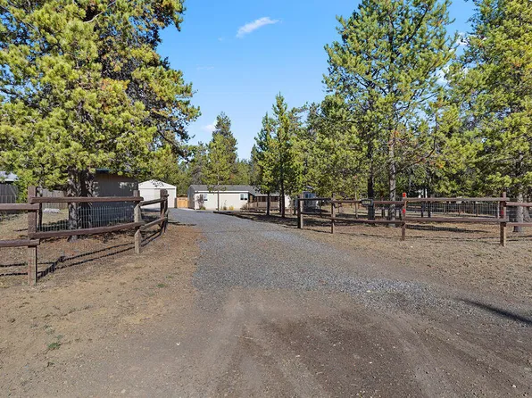 16122 Twin Dr, La Pine, OR 97739