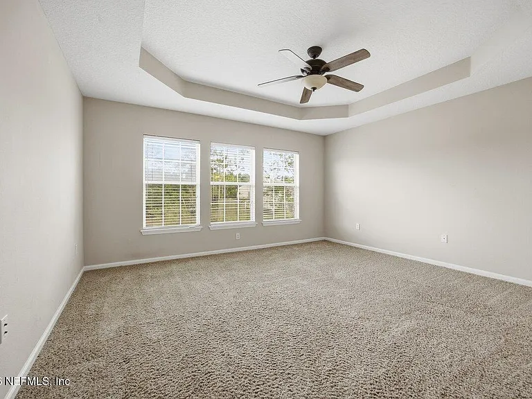 11152 Castlemain Cir S — Photo 17