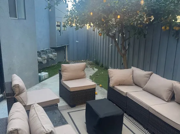 201 1st Street, 201 1st St APT 3, Huntington Beach, CA 92648