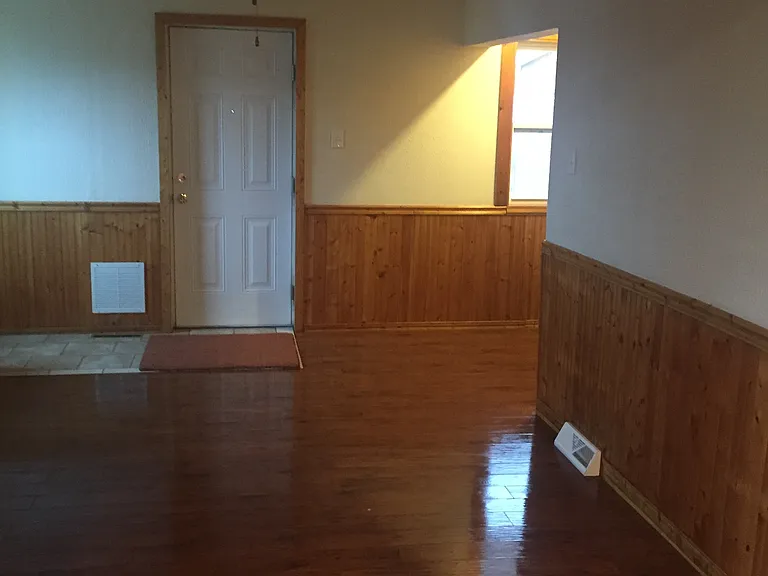 9 N Urania Ave #1 — Photo 2