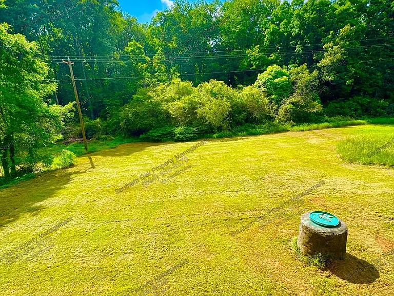 311 Lakeside Dr — Photo 11