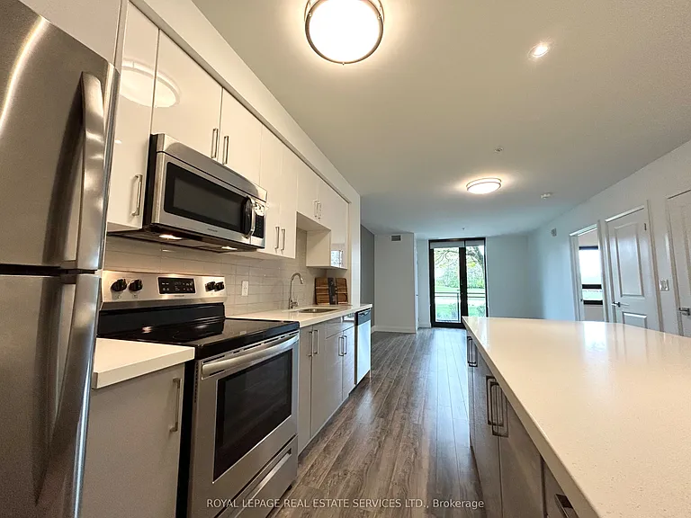 460 B Belmont Ave W #105 — Photo 6