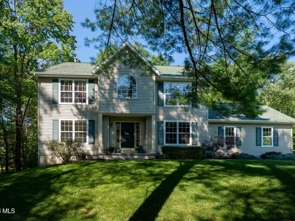 607 Acland Boulevard, Ballston Spa, NY 12020