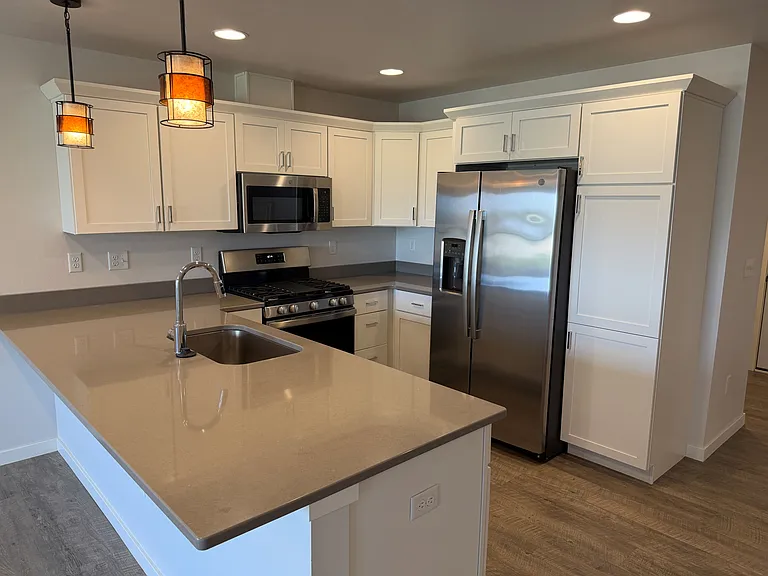 2237 Saint Andrews Dr — Photo 2