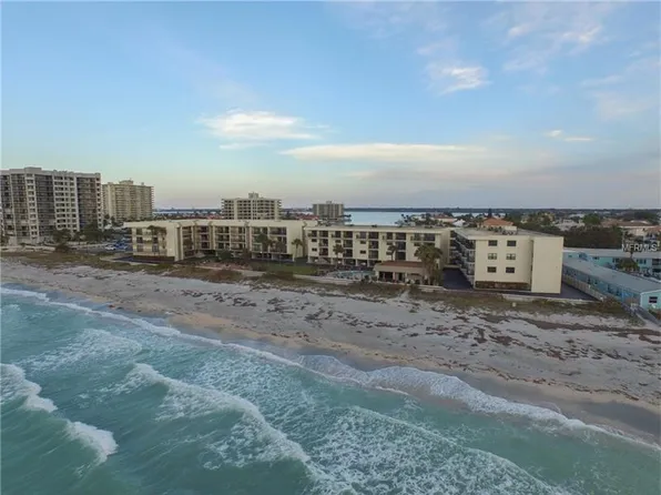 3500 Gulf Blvd APT 302, Belleair Beach, FL 33786