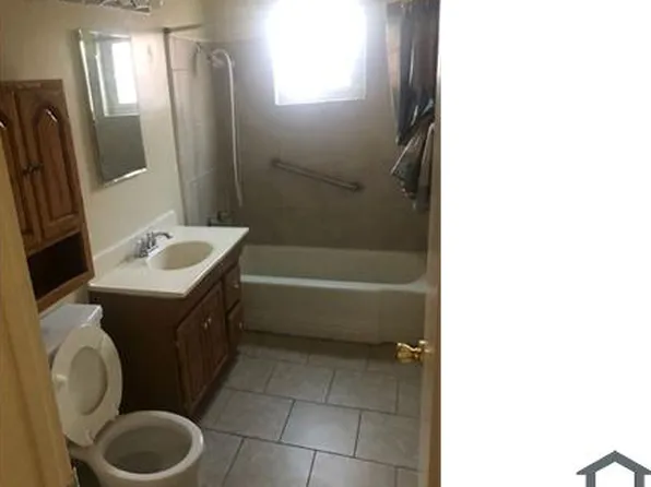 218 N 13th St, Las Vegas, NV