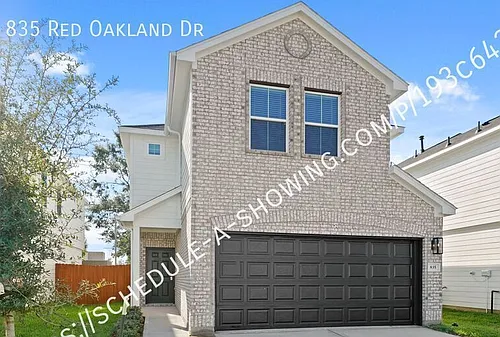 835 Red Oakland Dr Photo 1