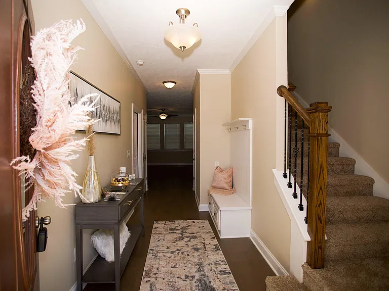 484 Brantley Cove Cir — Photo 4