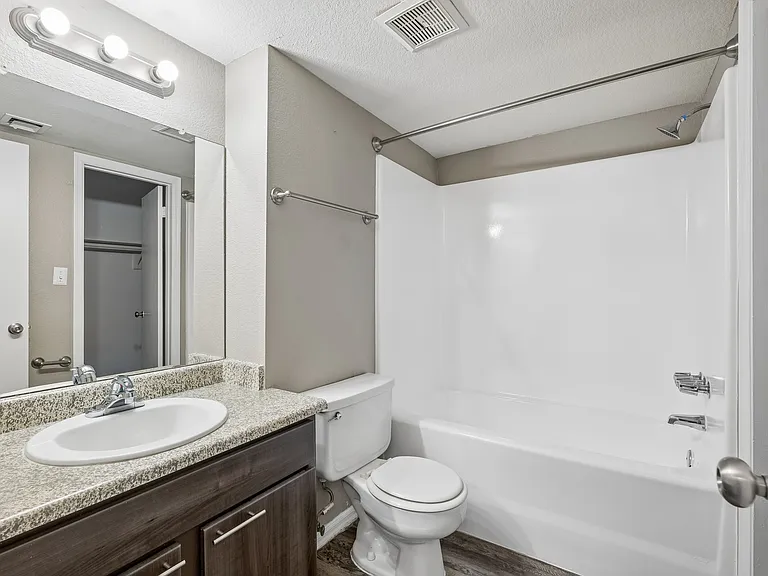 The Flats at Peoria — Photo 42