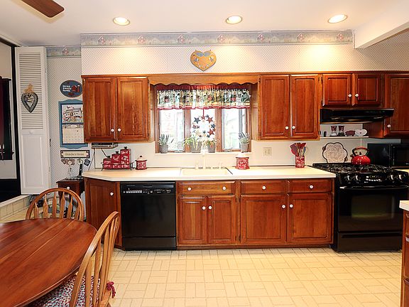 Expanded Eat In Kitchen