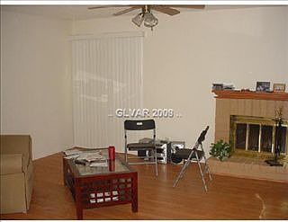 3rd image of 4275 Newhaven Dr