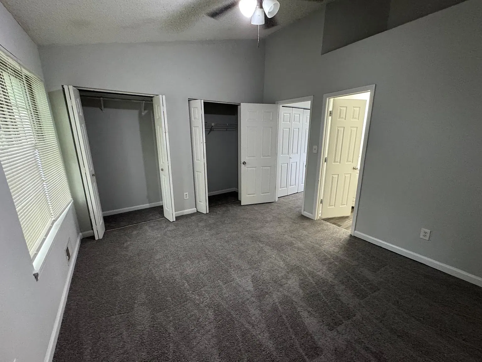 3 bed, 1150 sqft, $1,490 — Photo 3