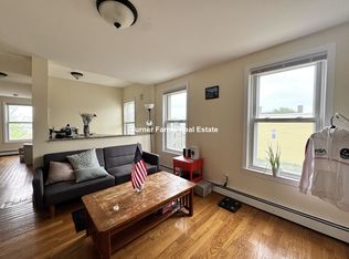 30 Wordsworth St #2F, Boston, MA 02128