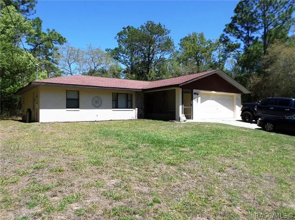 1361 W Saint Elizabeth Pl, Citrus Springs, FL 34434