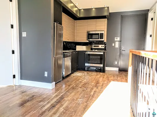 Rented by EXR | media 29