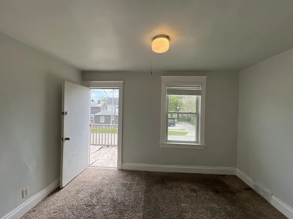 908 46th St #4, Kenosha, WI 53140
