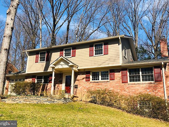 2nd image of 9118 Hamilton Dr