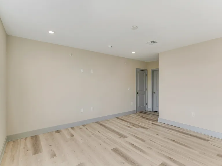 2328 N 2nd St — Photo 14