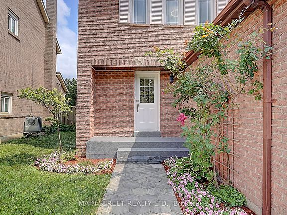 3rd image of 59 Stockbridge Cres