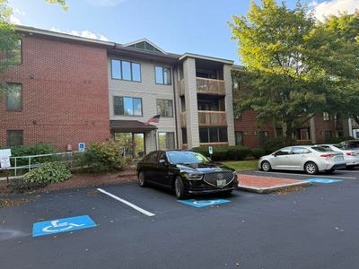 300 Candlewood Park #34, Nashua, NH, 03062