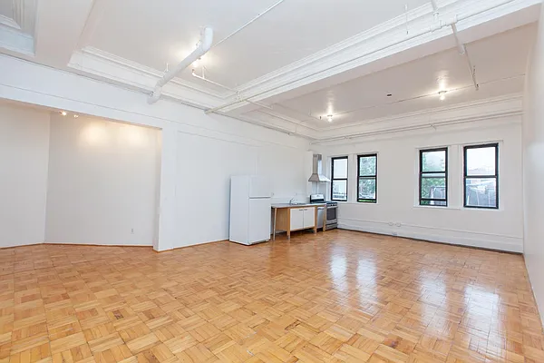 Rented by Voro NYC | media 26