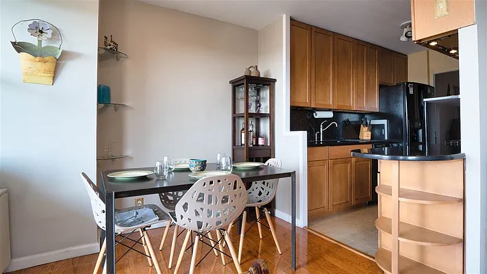 Rented by null | media 14