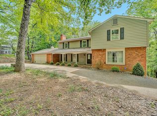 5206 Falcon Ridge Rd, Roanoke, VA 24018
