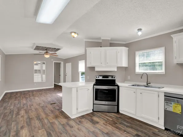 1438 Chatfield Rd, Shelby, NC 28150