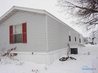 315 Parkview Dr LOT 102, Bowling Green, OH 43402