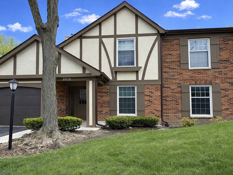1st image of 2610 Northampton Dr APT B1