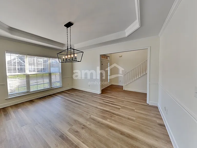 3004 Macon Ct — Photo 5