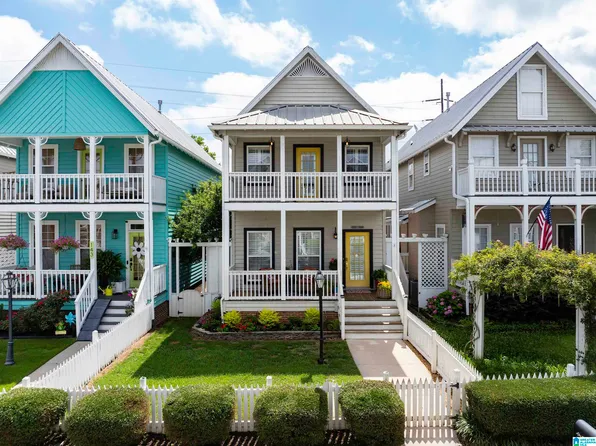 145 Lake Davidson Ln, Helena, AL 35080