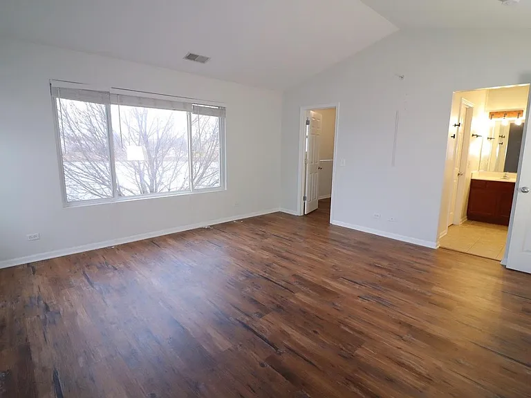 1940 Candlelight Cir — Photo 12