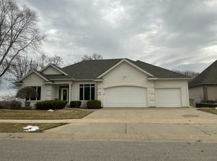 458 Eagle Ln SW, Rochester, MN 55902