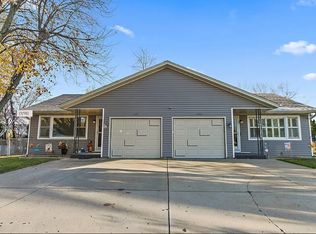 1282 Pappas Ct, Elgin, IL 60123