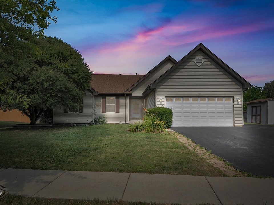 1st image of 1407 Peacock Ln