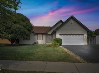 1407 Peacock Ln, Plainfield, IL 60586