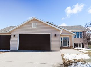 1304 Lecy Ln NE, Stewartville, MN 55976