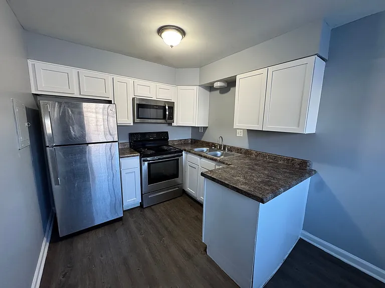 9126 E 10th St #2 — Photo 7