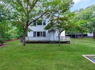33 Hawthorne St, Selden, NY 11784